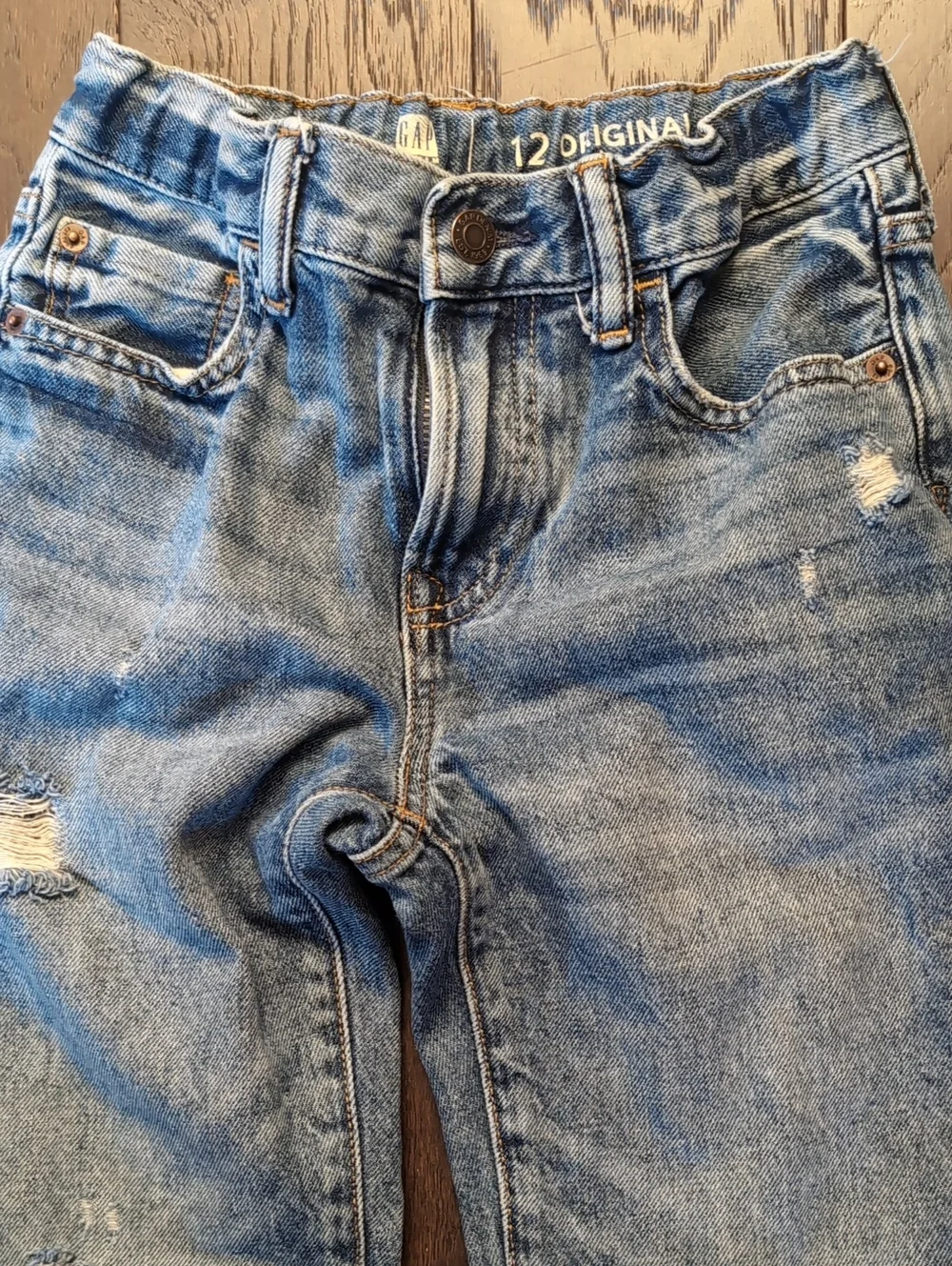 Kids GAP distressed Denim